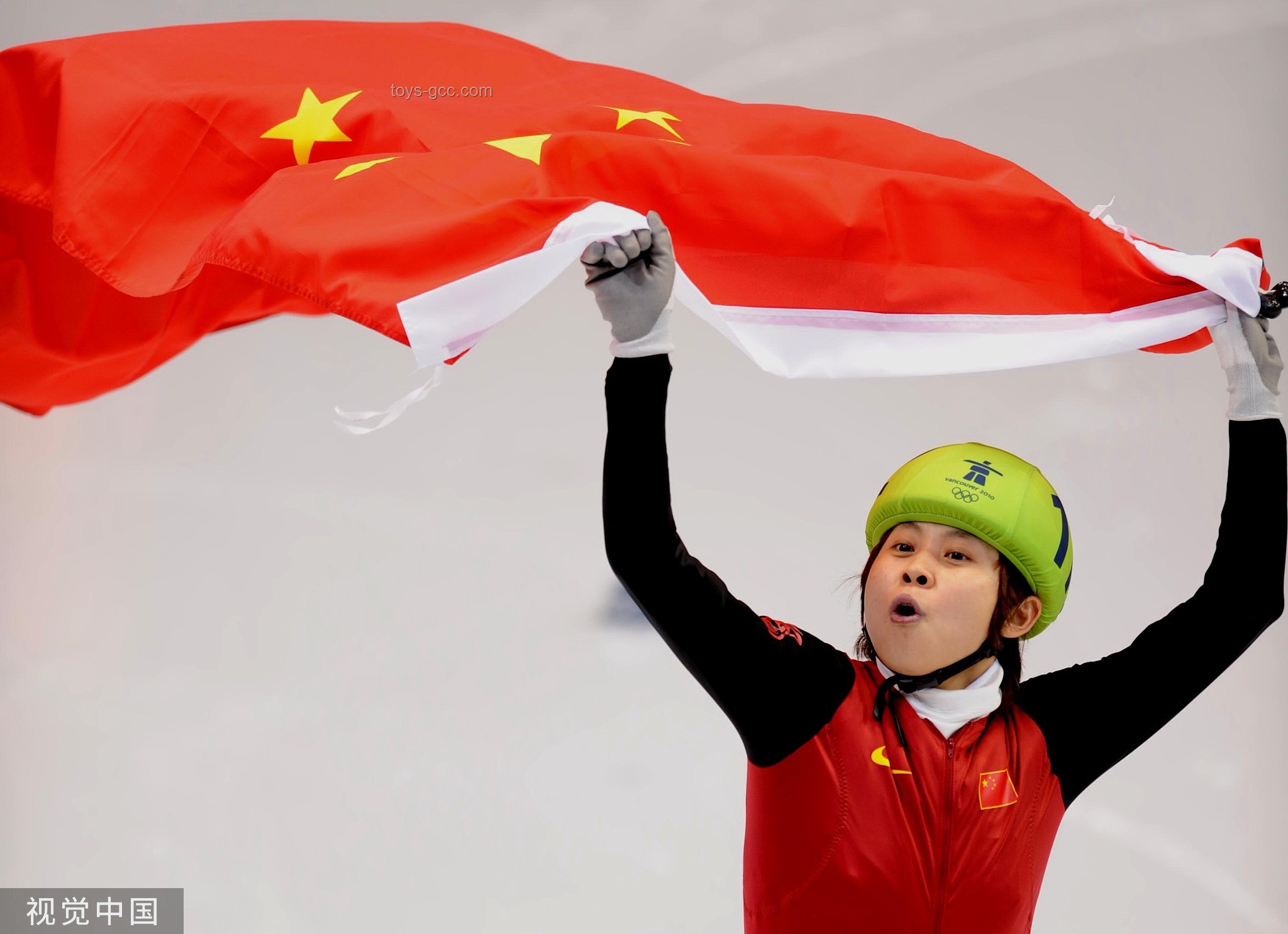 亚锦赛女子800米决战巅峰：吴洪娇夺冠背后的行业洞察